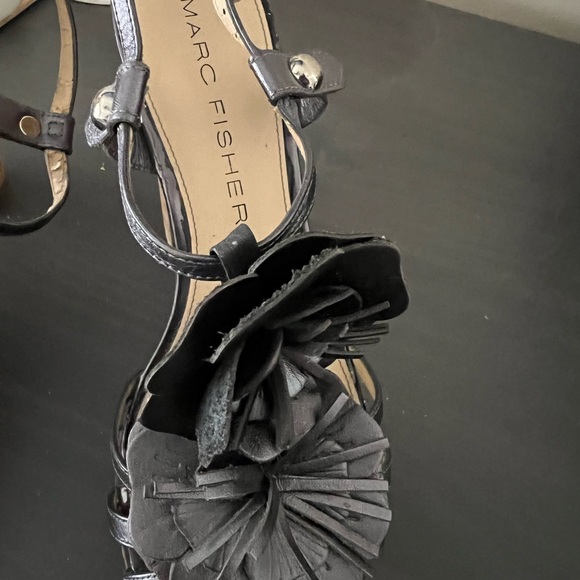 Mark Jacob’s 8.5 wedge heels, used - Picture 5 of 7